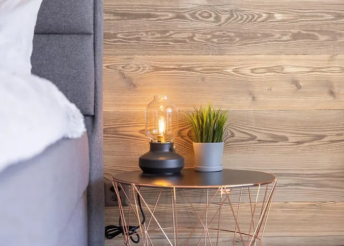 Once Upon A Time 아파트 *