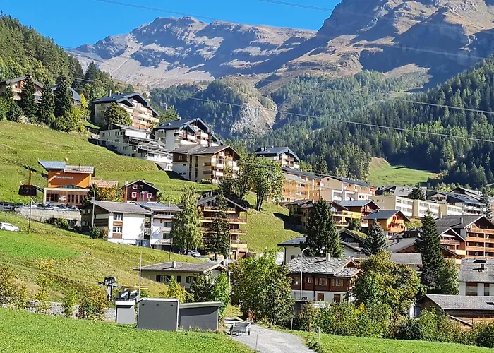 아파트 Once Upon A Time 로이커바드